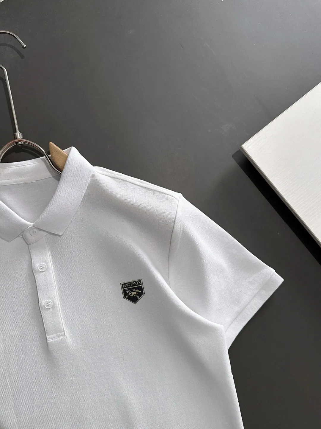 Quality ARCTERYX/ 25ss New Arrival POLO T ， ， T ， ， ， Breathable， ！ ！ 。 、 、 。 Size：M-XXXL